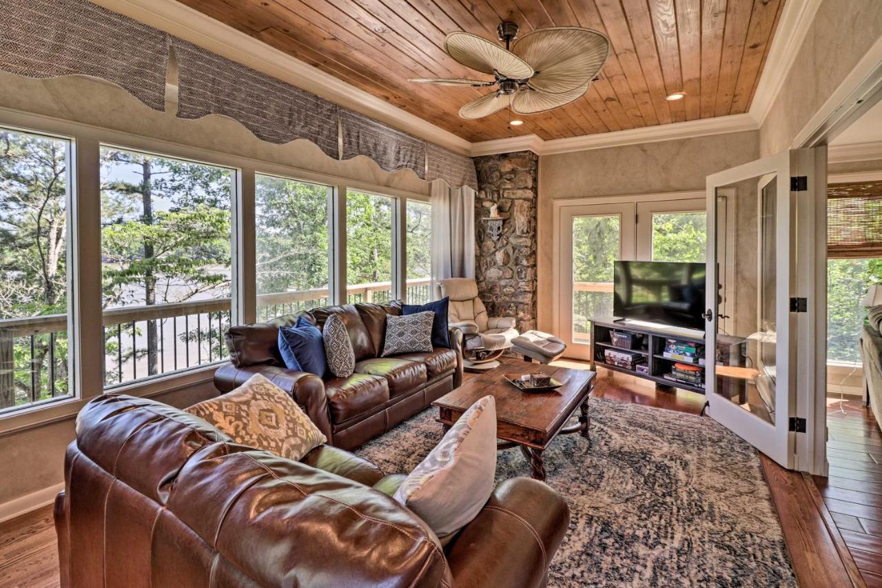 Luxury Hot Springs Oasis On Lake With Private Dock! Εξωτερικό φωτογραφία